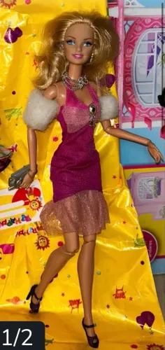 Boneca Barbie Mattel Fashionistas Glam 2009 Completa