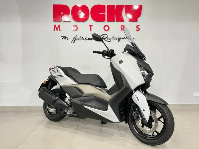 Yamaha XMAX 250 CONNECTED