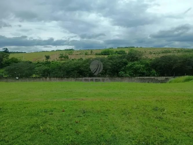Terreno a Venda no Condomínio Parque dos Alecrins 2 Campinas/SP.