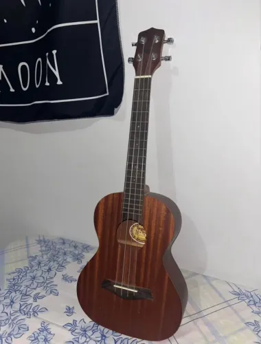 Ukulele Tenor Tagima 27k Natural Fosco Nylon Cor Marrom