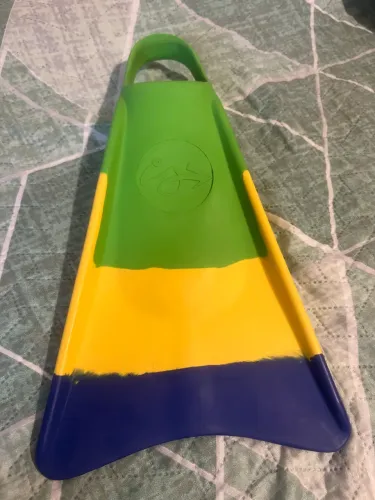 Nadadeira ( pé de pato)