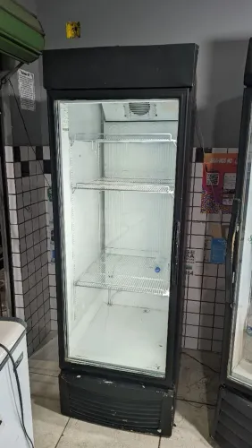 Expositor GELOPAR 220v