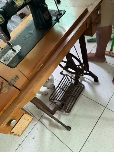 Máquina de costura antiga