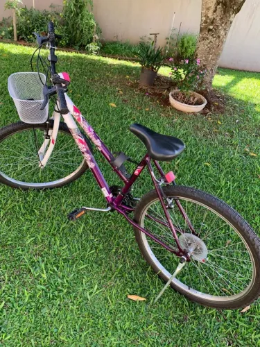 Bicicleta Camp Trail Safira Aro 26 com Cestinha