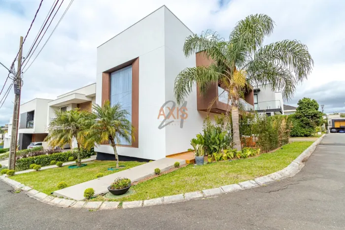 Casa de 3 Suítes à Venda no Condomínio Vilaggio Santa Corona | Santa Felicidade Curitiba