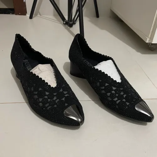 Sapato preto elegante número 35