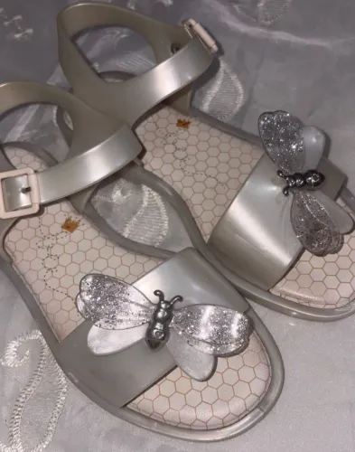 Melissa Mar Sandal - TAMANHO:32