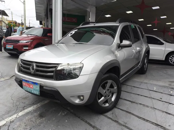 Renault Duster Dynamique 2.0 Hi-flex 16V Aut. 2015