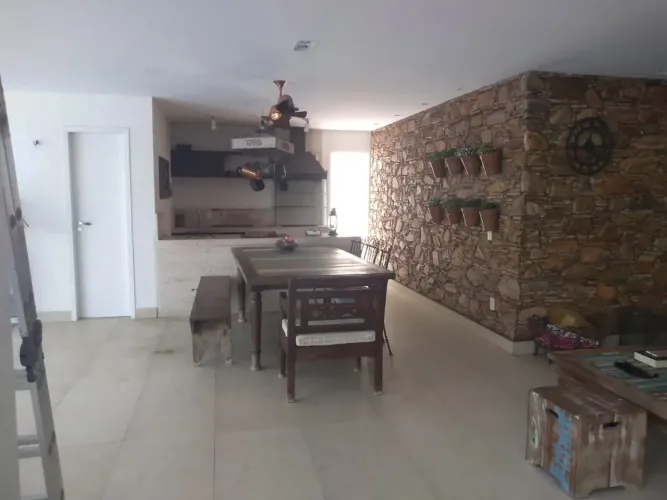 Casa condomínio 4 suítes Candelária Natal RN 456m² alto padrão