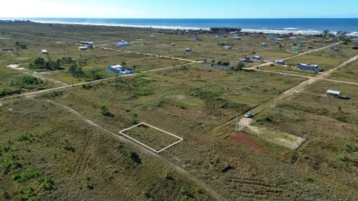 Terreno de ESQUINA em Balneário Gaivota-SC