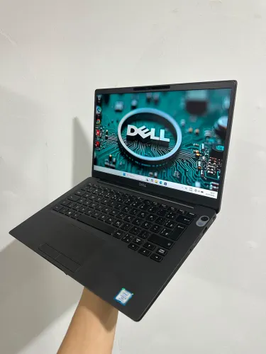 Notebook Dell Top, Core i5 8° ger, Memória 8gb, SSD 256gb M2, Touchscreen, Bateria ok