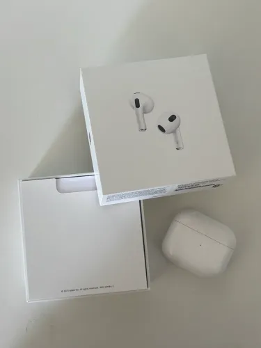Apple AirPods (3ª geração) - Fone de ouvido sem fio