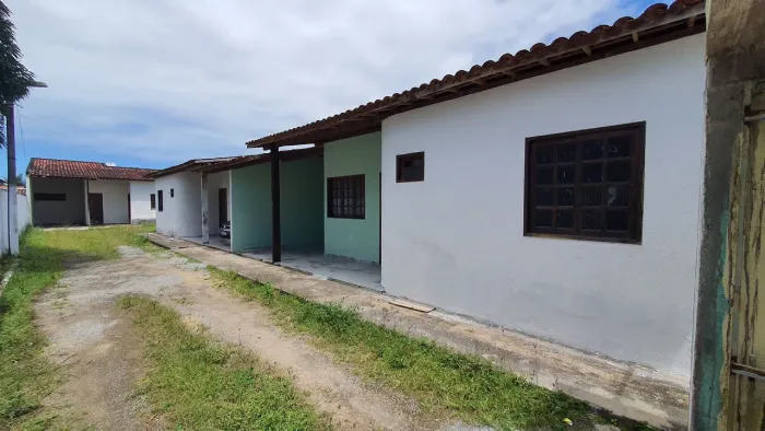 Aluga-se casa no antares, próximo ao mix Matheus