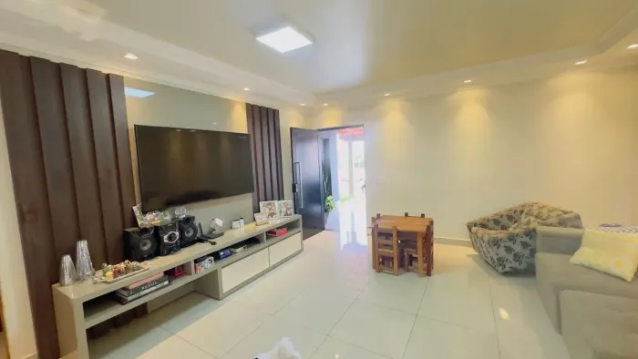 Casa para venda condomínio portal beija flor uberaba