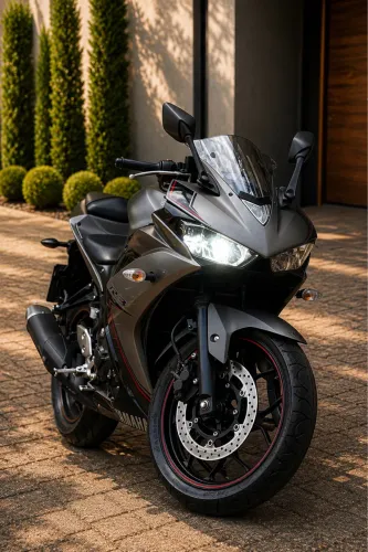 Moto Yamaha R3