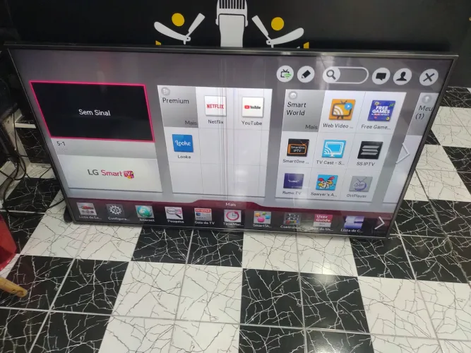 Vendo Smartv lg 60 polegadas top de linha em estado de nova conforme fotos R$ 1200,00