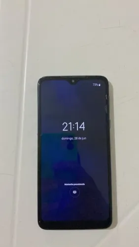 Motorola one macro