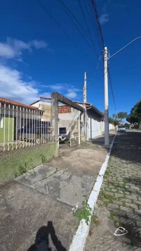 Casa próximo a FACIC em Cruzeiro à Venda