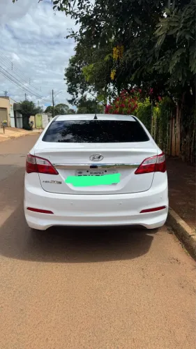 Hyundai HB20S Unique 1.0 Flex 12V Mec. 2019
