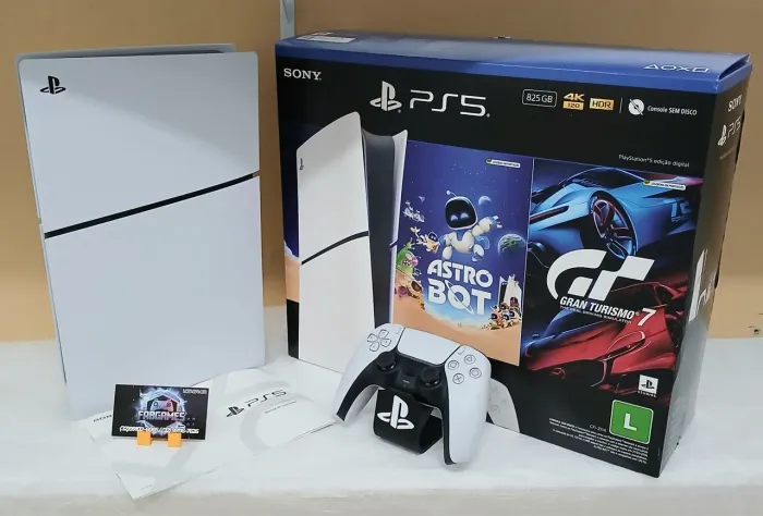 PS5 SLIM DIGITAL 825GB Semi novo. Garantia 3 meses aqui na LOJA FABGAMES.