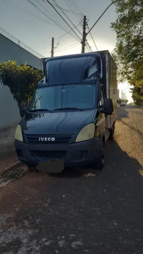 Iveco 35s14 ano 2010