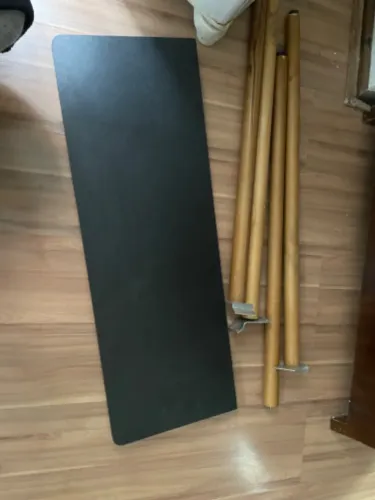 Mesa aparador pés palito