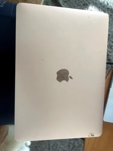 MacBook Air A1932 Starlight - Não liga - Para peças ou reparo - R$ 2.700 negociáveis