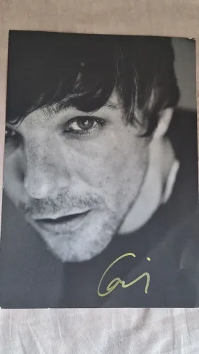 Foto autografada Louis Tomlinson