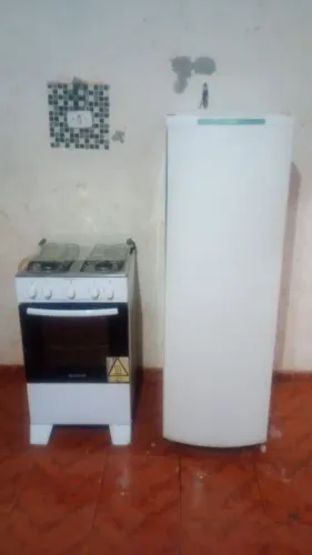 Geladeira e fogão 