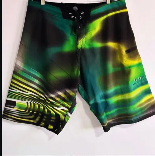 bermuda Oakley edição Radiação ?