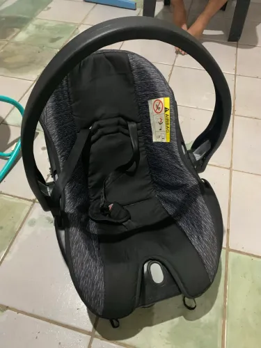 Vendo bebê conforto