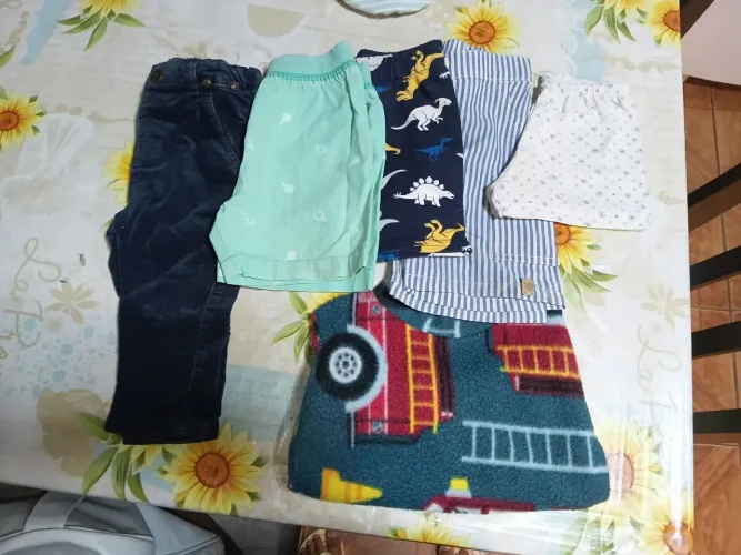 Lote Desapego Menino - Tamanhos G e 1 Ano + Calçados