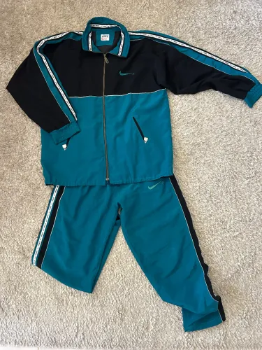 Conjunto NIKE 