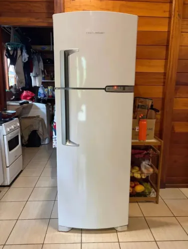 EXCELENTE OPORTUNIDADE GELADEIRA BRASTEMP DUPLEX FROST FREE SEMINOVA