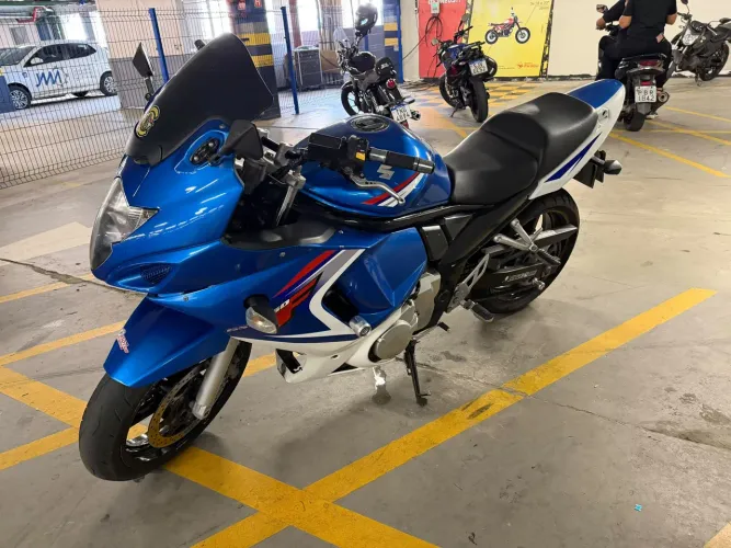 Suzuki GSX650F Conservada