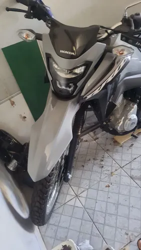 Vendo bros 160 abs zerada