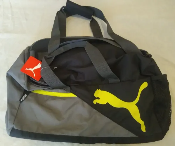 Mala Puma Média, Nova