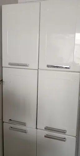 Armário de cozinha e Paneleiro bom estado