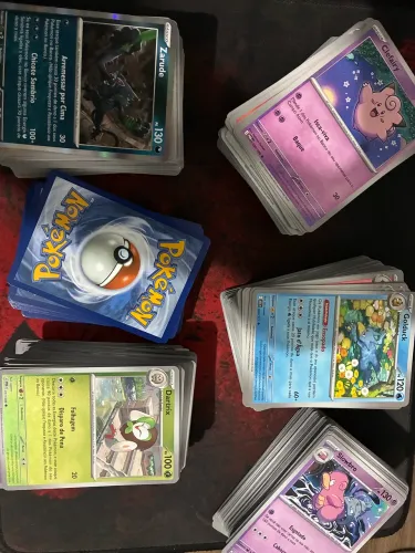 Bulk 50 cartas Pokémon comuns + brilhantes