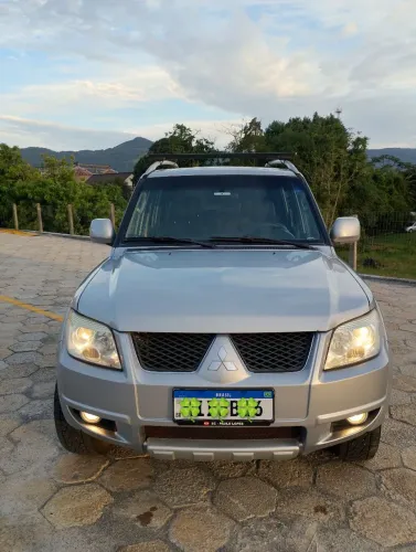 Mitsubishi Pajero TR4 2.0/ 2.0 Flex 16V 4X4 Mec. 2010