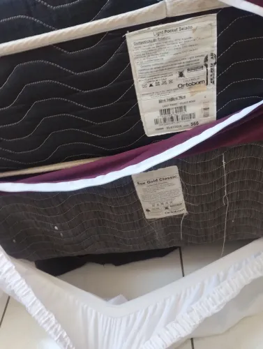 Vendo cama box solteiro