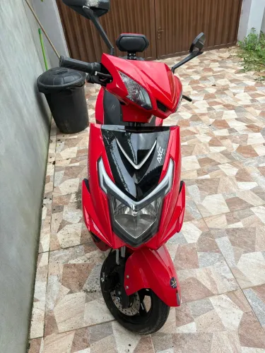 Scooter elétrica 1500w 380km rodado