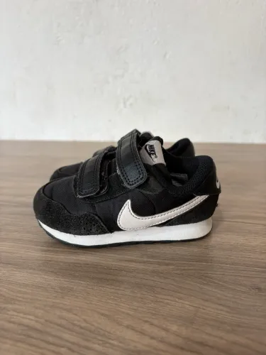 Tênis Nike original TAM 21