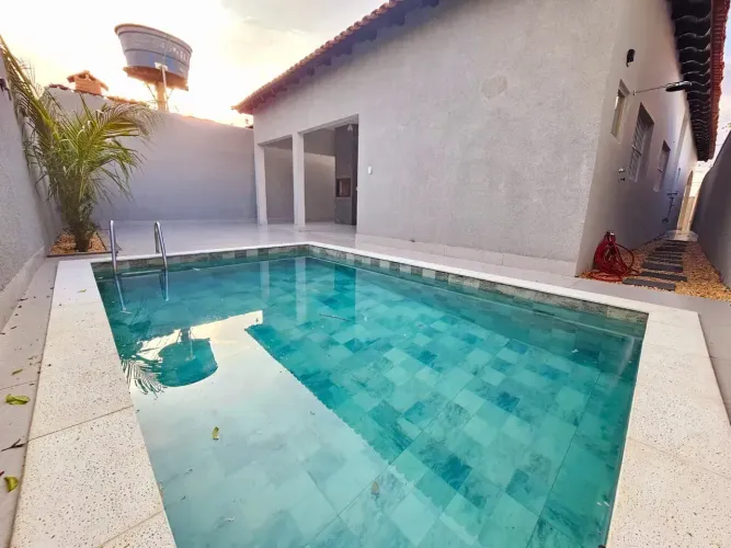 Casa Residencial à Venda no Bairro Praeiro  Cuiabá/MT