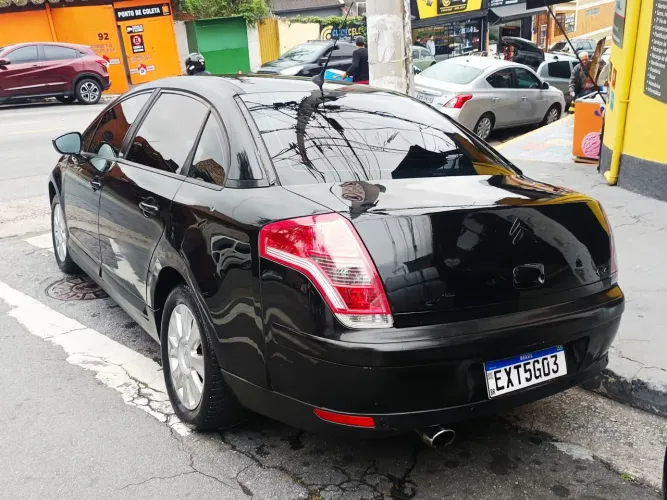 Citroen C4 Pallas GLX 2.0/2.0 Flex 16V Mec. 2011