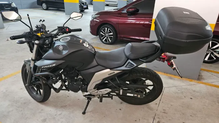 Yamaha Fz25 Ano 2022 com apenas 18mil km