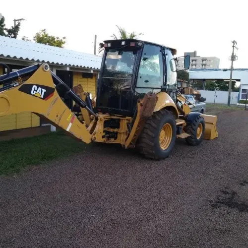 Retroescavadeira Cat 416E 4x4 ano 2016
