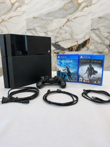 PS4 + Controle + Jogos