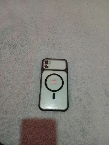 Vendo iPhone 11 em perfeitas condições