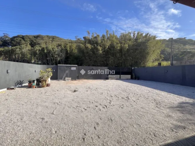 Casa de 2 dormitórios com 100m² - Morro das pedras - Florianópolis
